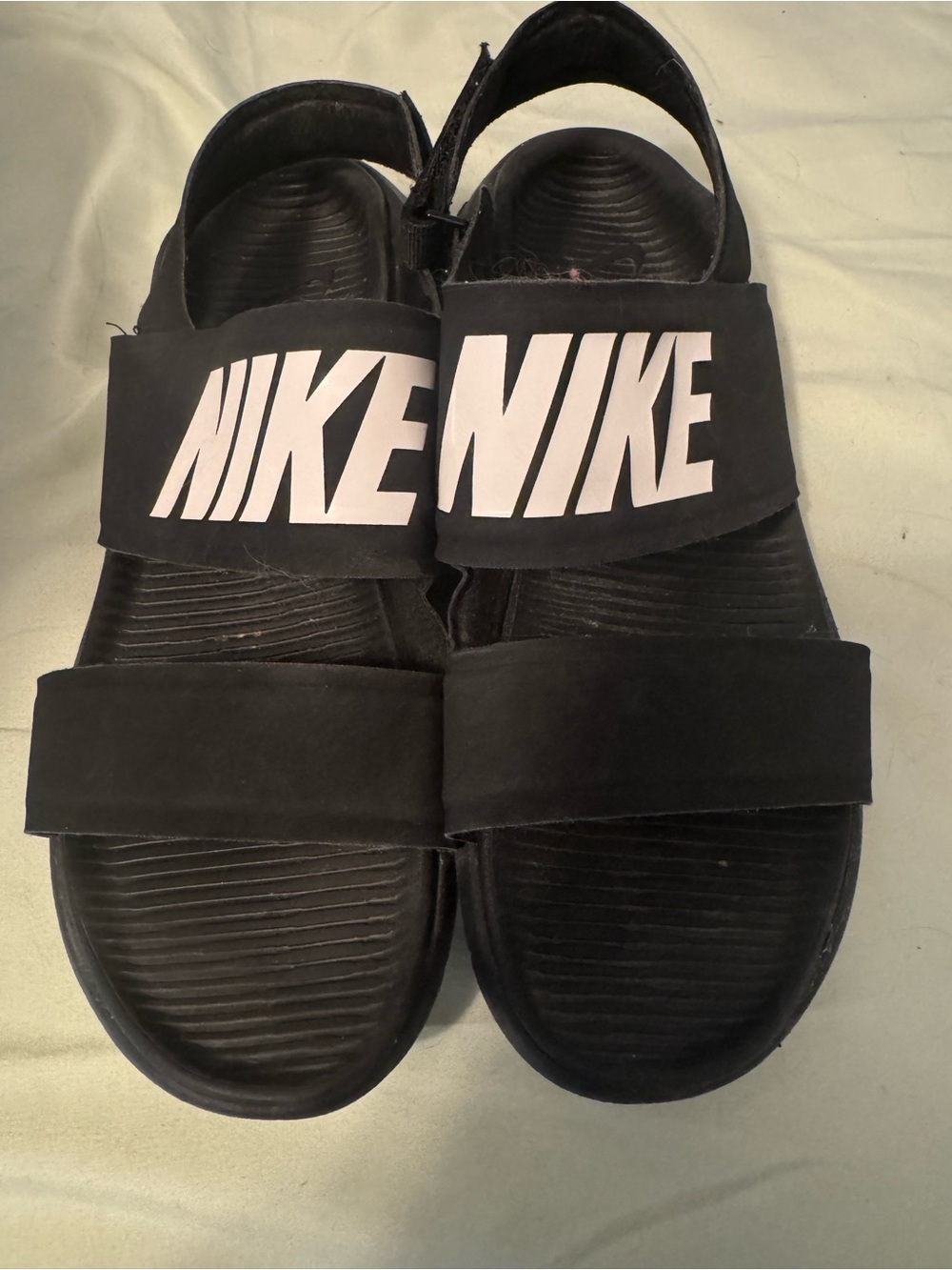 Nike Women’s Tanjun sandals